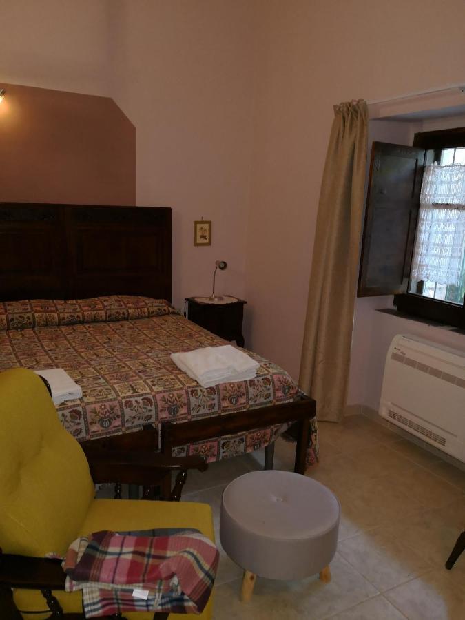 B&B Ex Magazzeno Barlotti Paestum Buitenkant foto