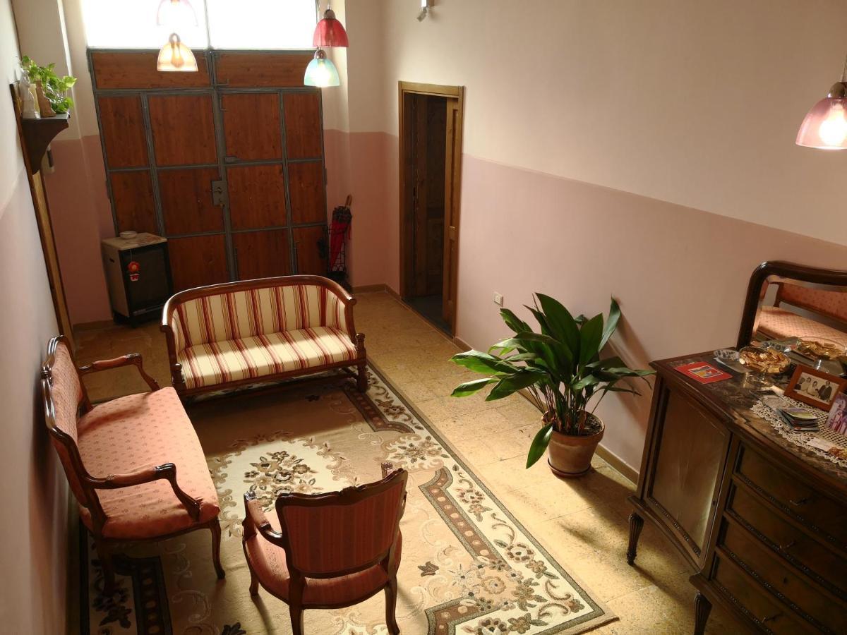 B&B Ex Magazzeno Barlotti Paestum Buitenkant foto