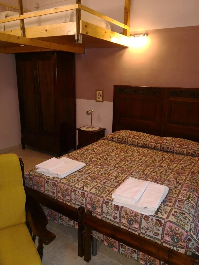 B&B Ex Magazzeno Barlotti Paestum Buitenkant foto