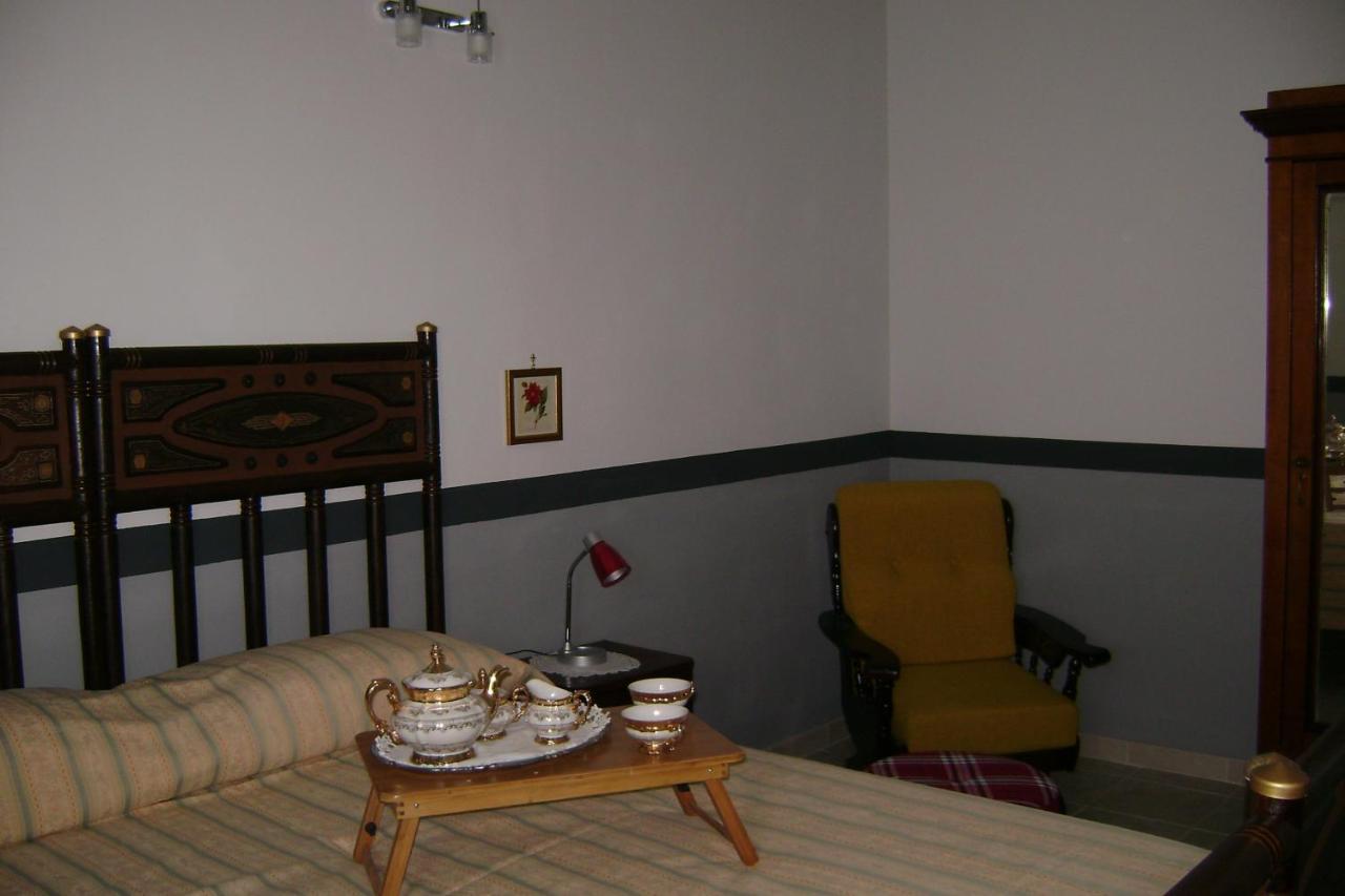 B&B Ex Magazzeno Barlotti Paestum Buitenkant foto